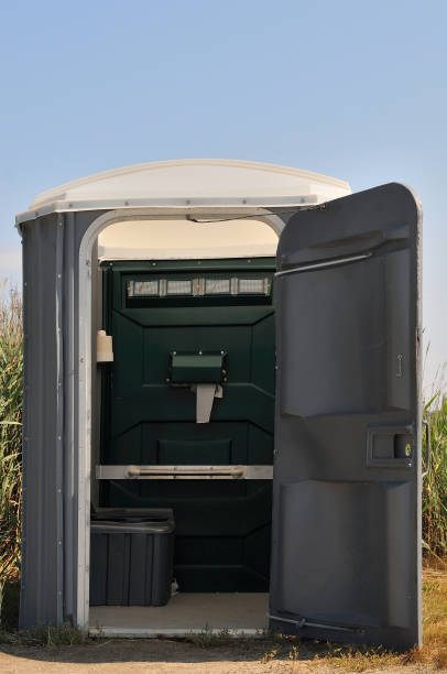 Best Portable restroom trailer rental  in Corvallis, MT